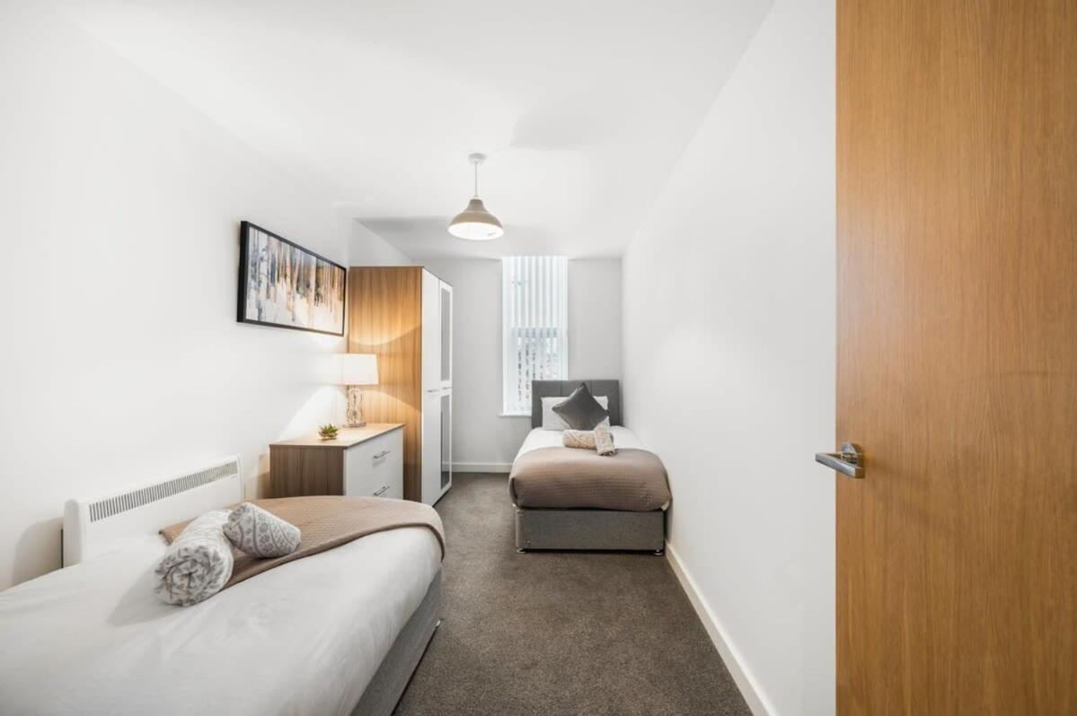 A Lovely 2 Bedroom Apartment In The Heart Of Preston Preston  Esterno foto